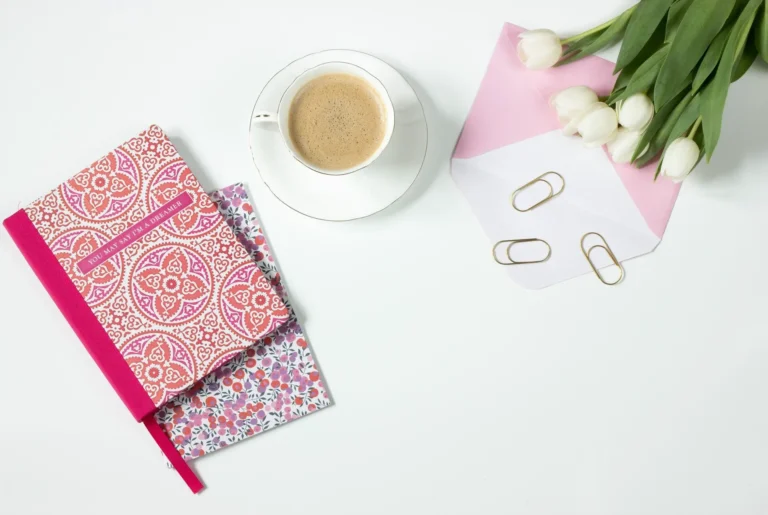 Struggling to Find Side Hustle Ideas that Pay the Bills and Offer More Freedom? (Here’s 10 Ideas)