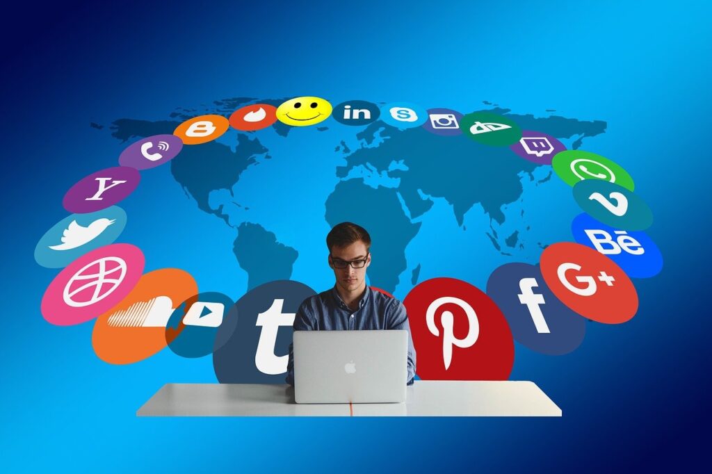 social media content creator jobs