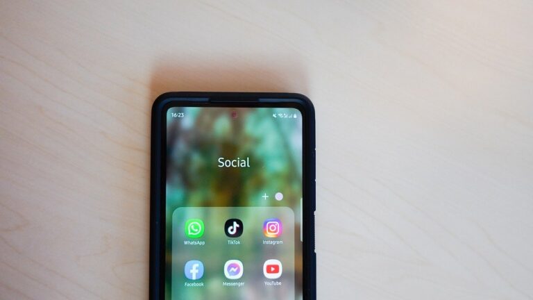 Tiktok Vs Youtube – Choosing The Right Channel For Your Audience And Niche