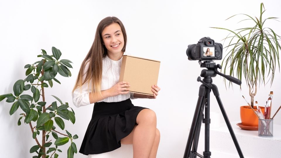 Starting a tiktok ideas for going viral on social media content creation planning in batches (5)