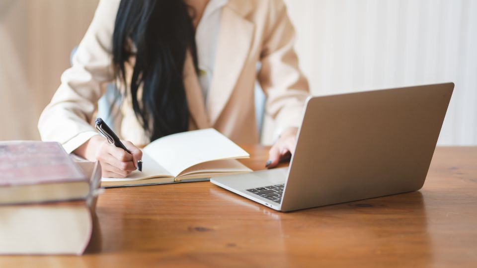 blogging for beginners course free preview