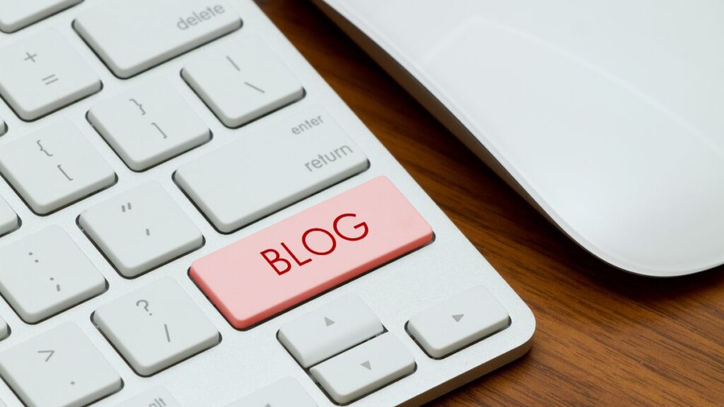 60 Random Blogging Ideas To Start Earning Passive Income 🤩