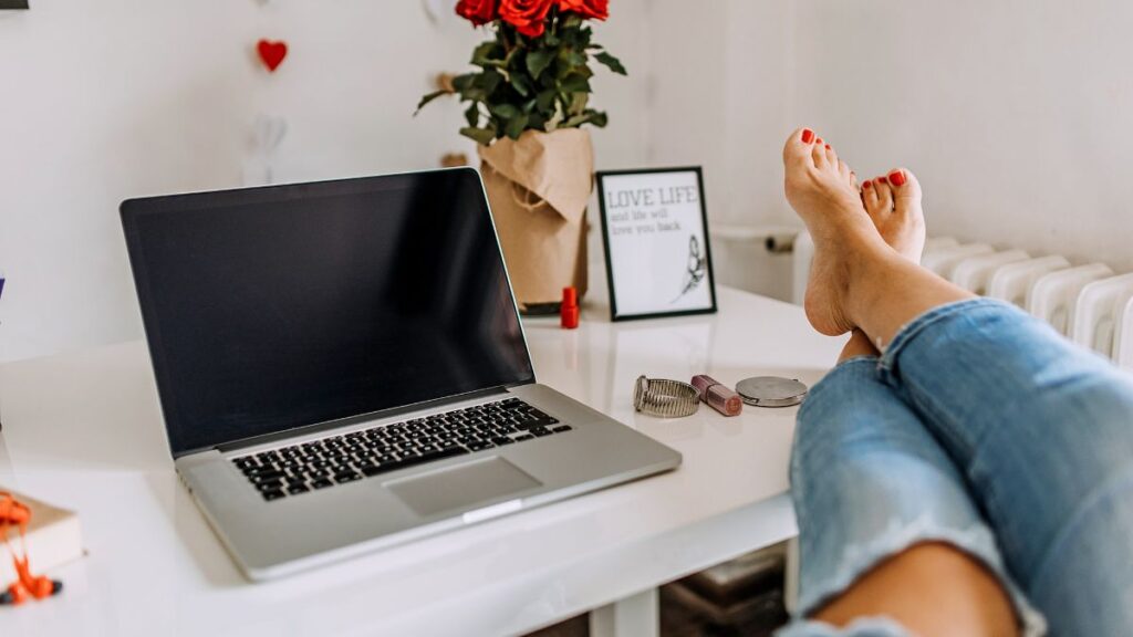 find random blog ideas to write about