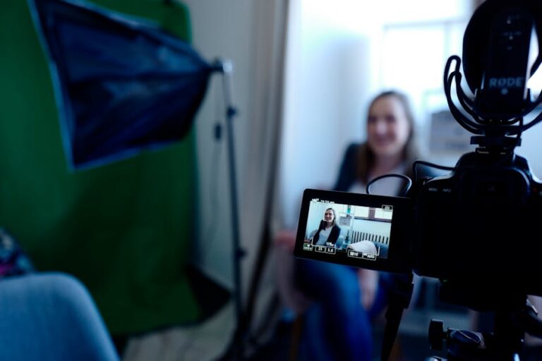 Visual Content Creation: Tools to Make Your Ideas Pop